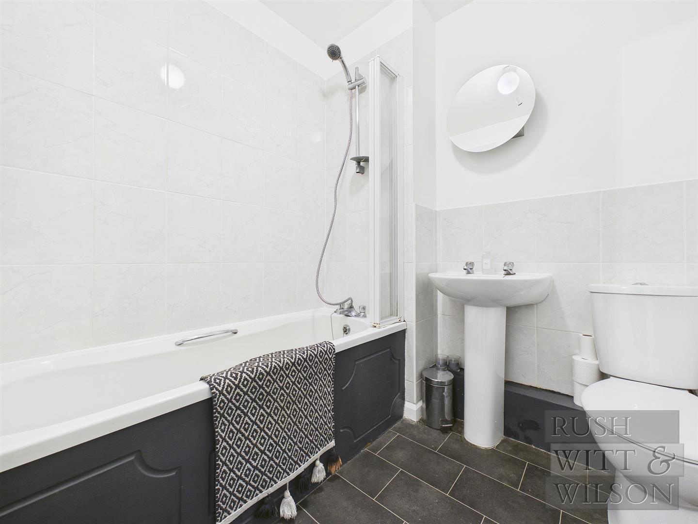 Moorhen Close, St. Leonards-On-Sea, photo 6