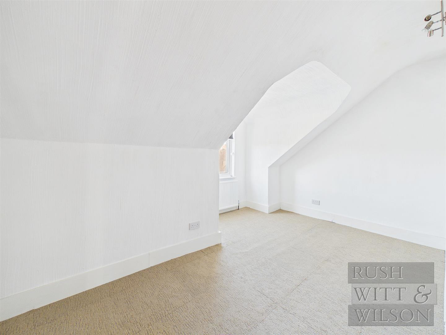 Cornwall Road, Bexhill-On-Sea, photo 11