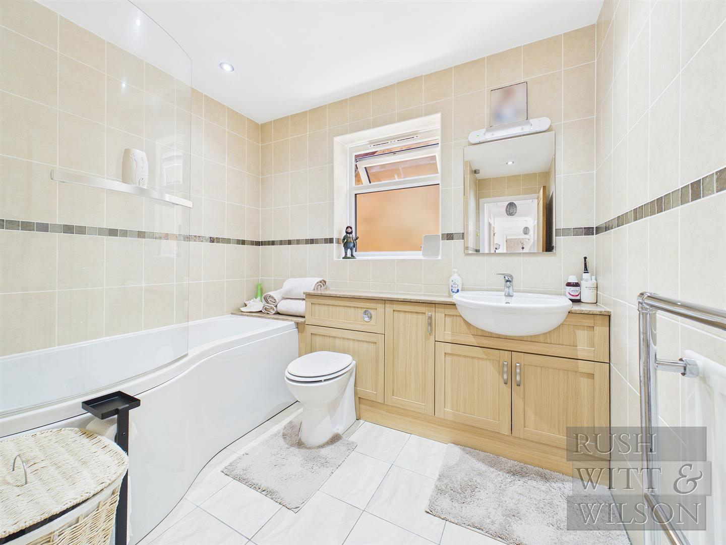 Fairfield Chase, Bexhill-On-Sea, photo 15