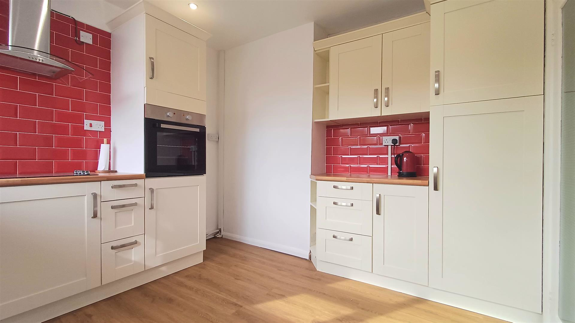 Doncaster Road, Tickhill, photo 12