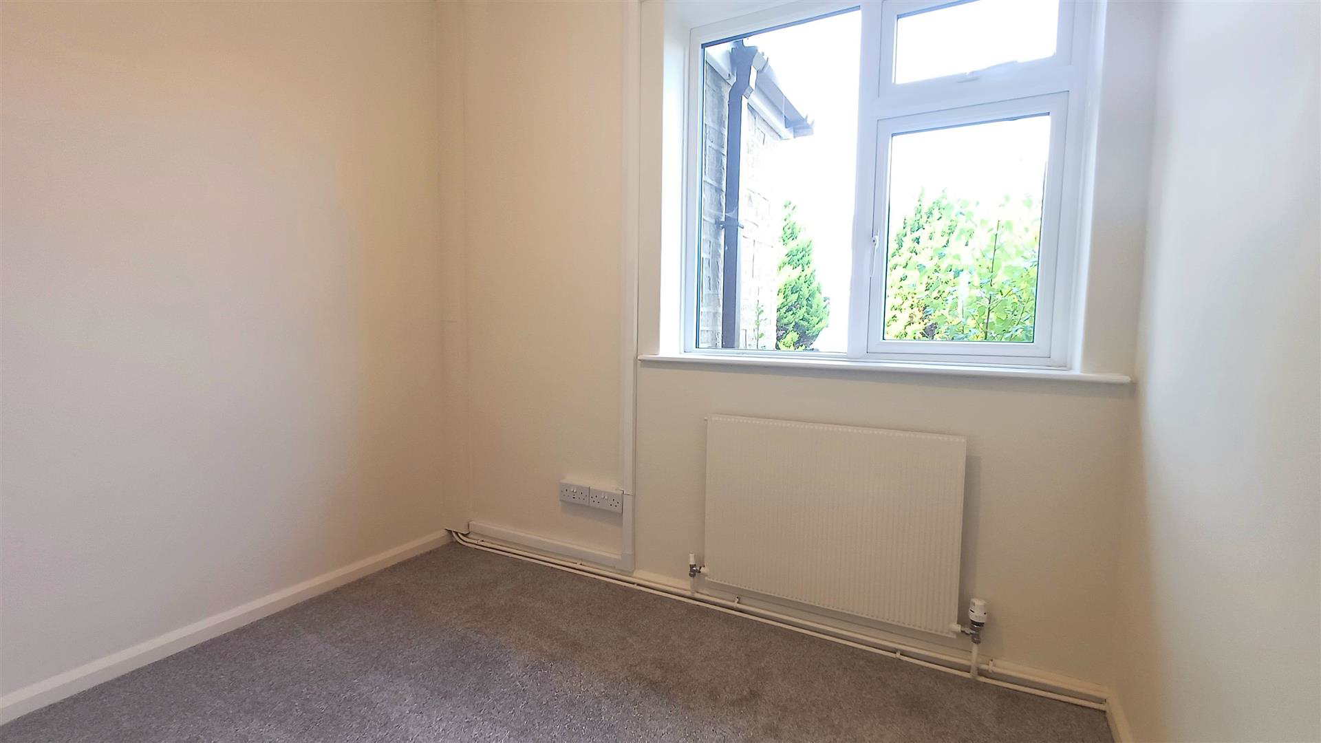 Doncaster Road, Tickhill, photo 7