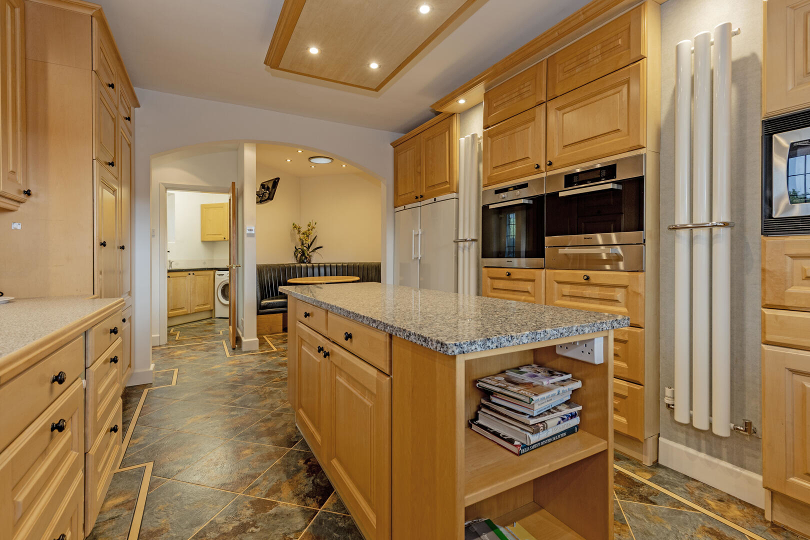 Coombs Road, Bakewell, photo 32