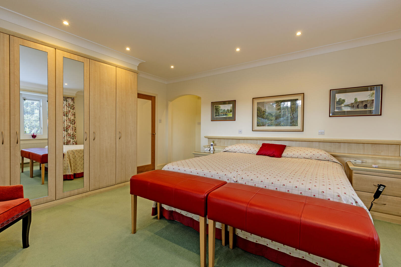 Coombs Road, Bakewell, photo 7