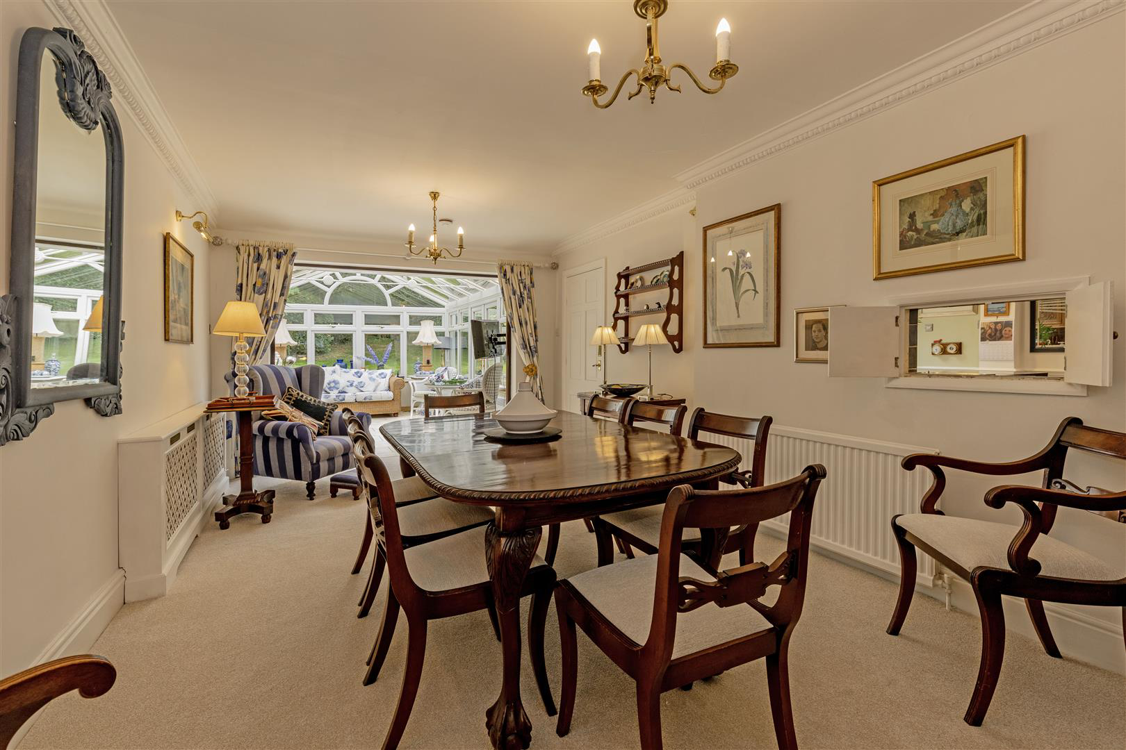 Dining Room-2.jpg