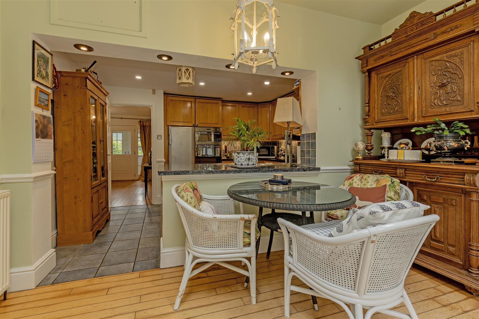 Kitchen-4.jpg