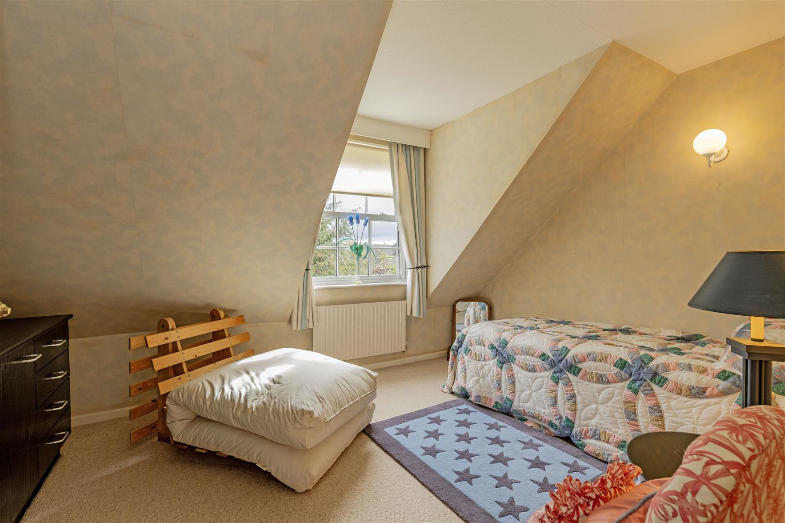 Bedroom 5-1.jpg