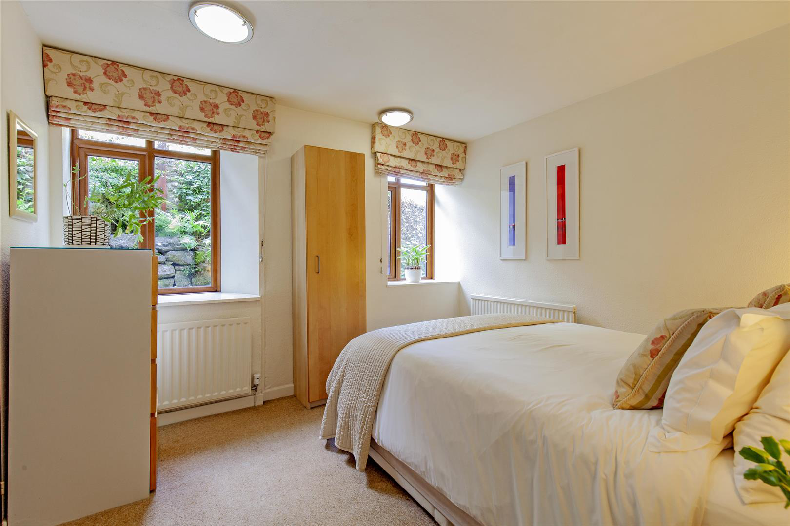 Buxton Road, Bakewell, photo 11