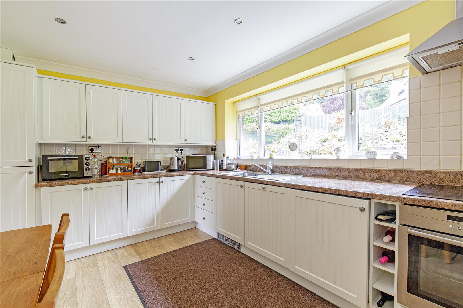 Wyedale Drive, Bakewell, photo 3