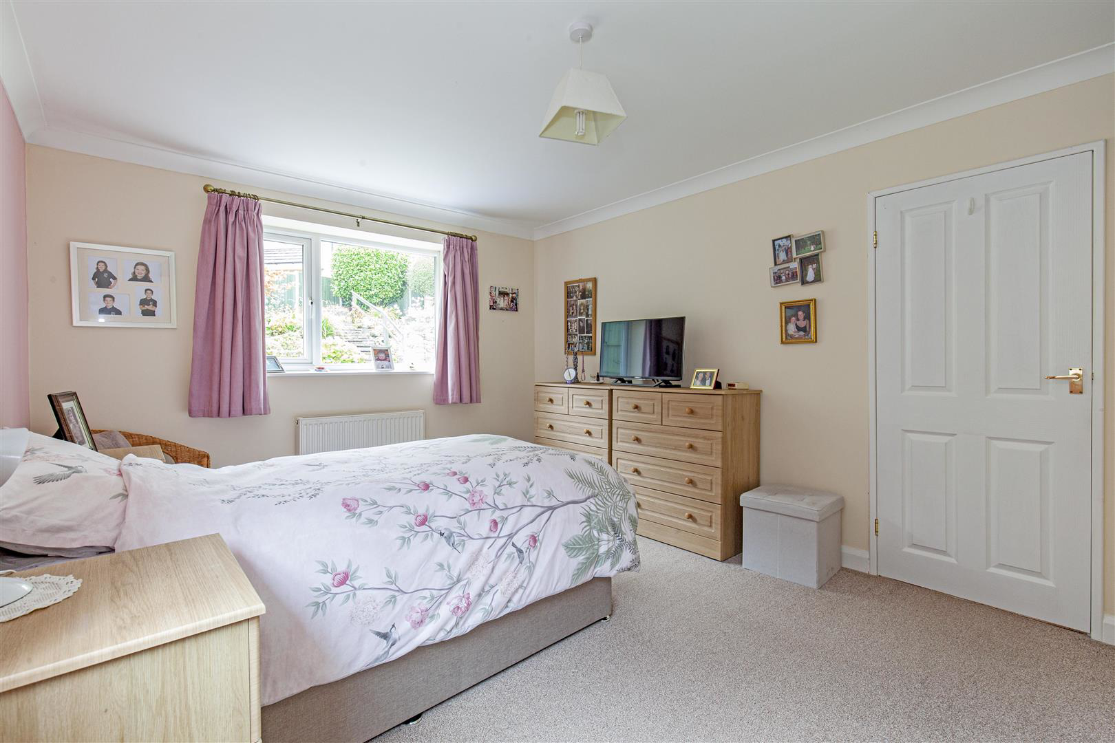 Wyedale Drive, Bakewell, photo 9