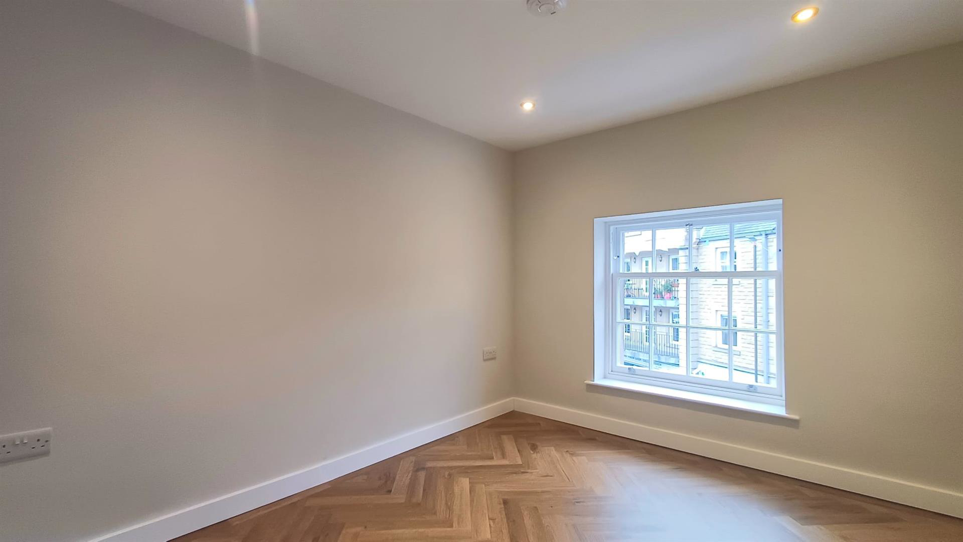 Matlock Street, Bakewell, photo 9
