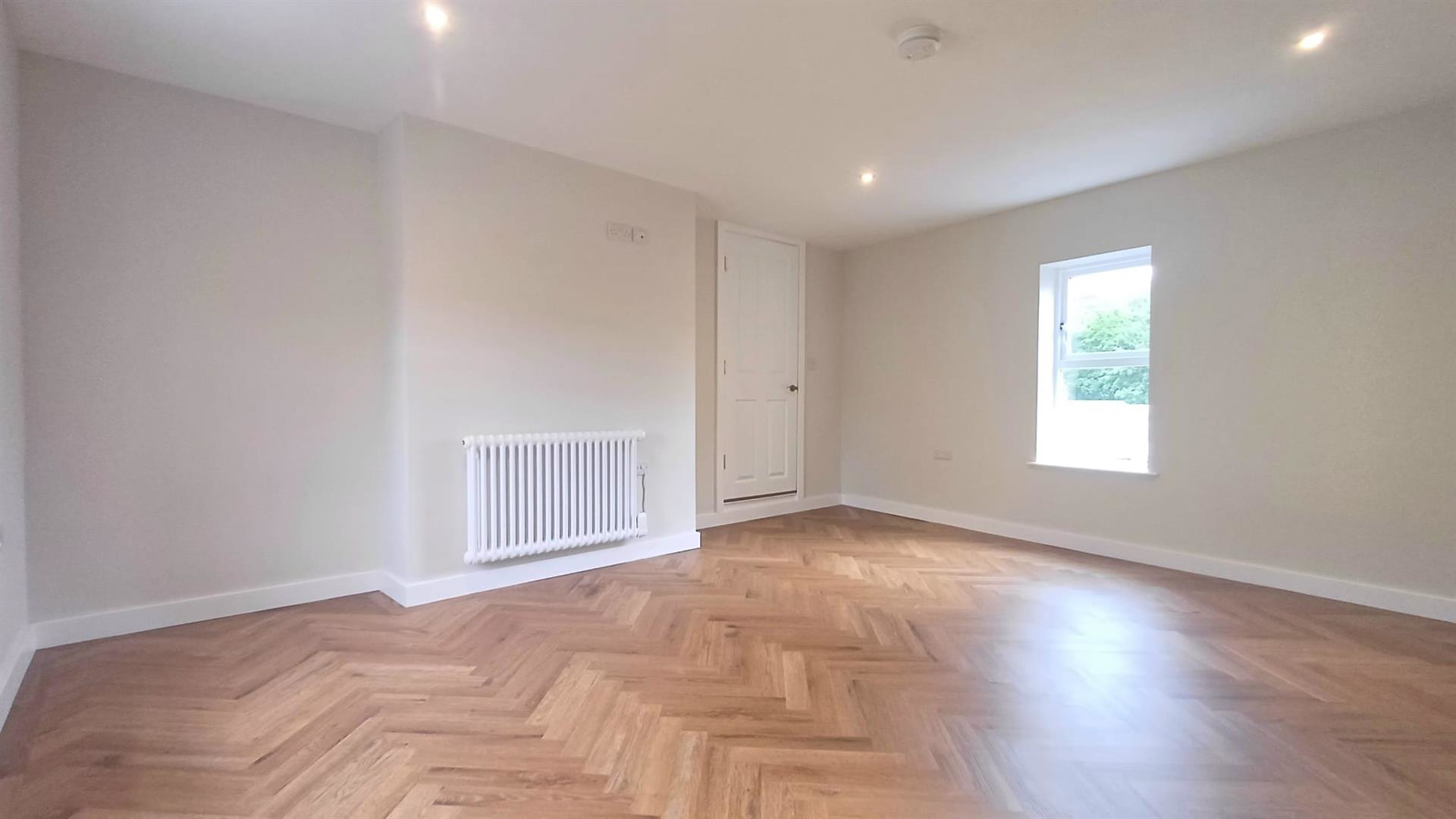Matlock Street, Bakewell, photo 7