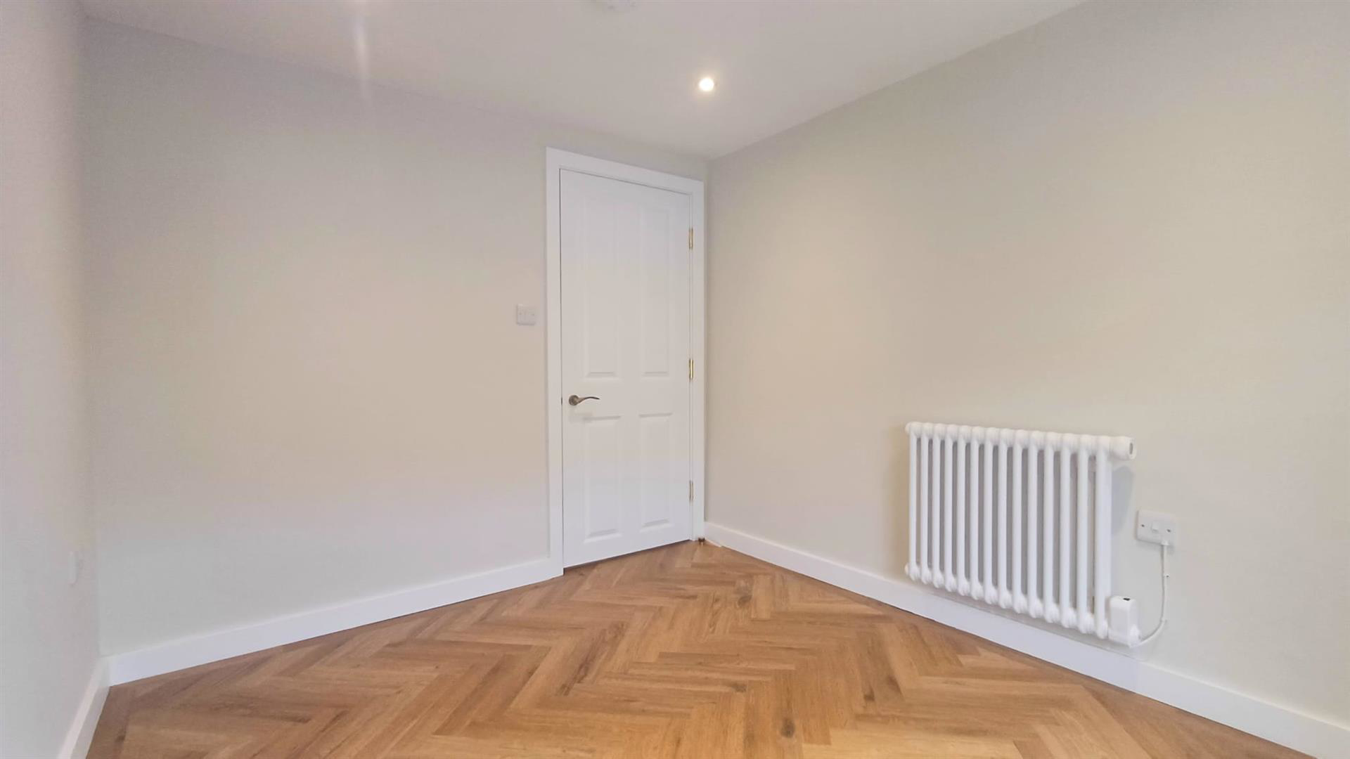 Matlock Street, Bakewell, photo 13