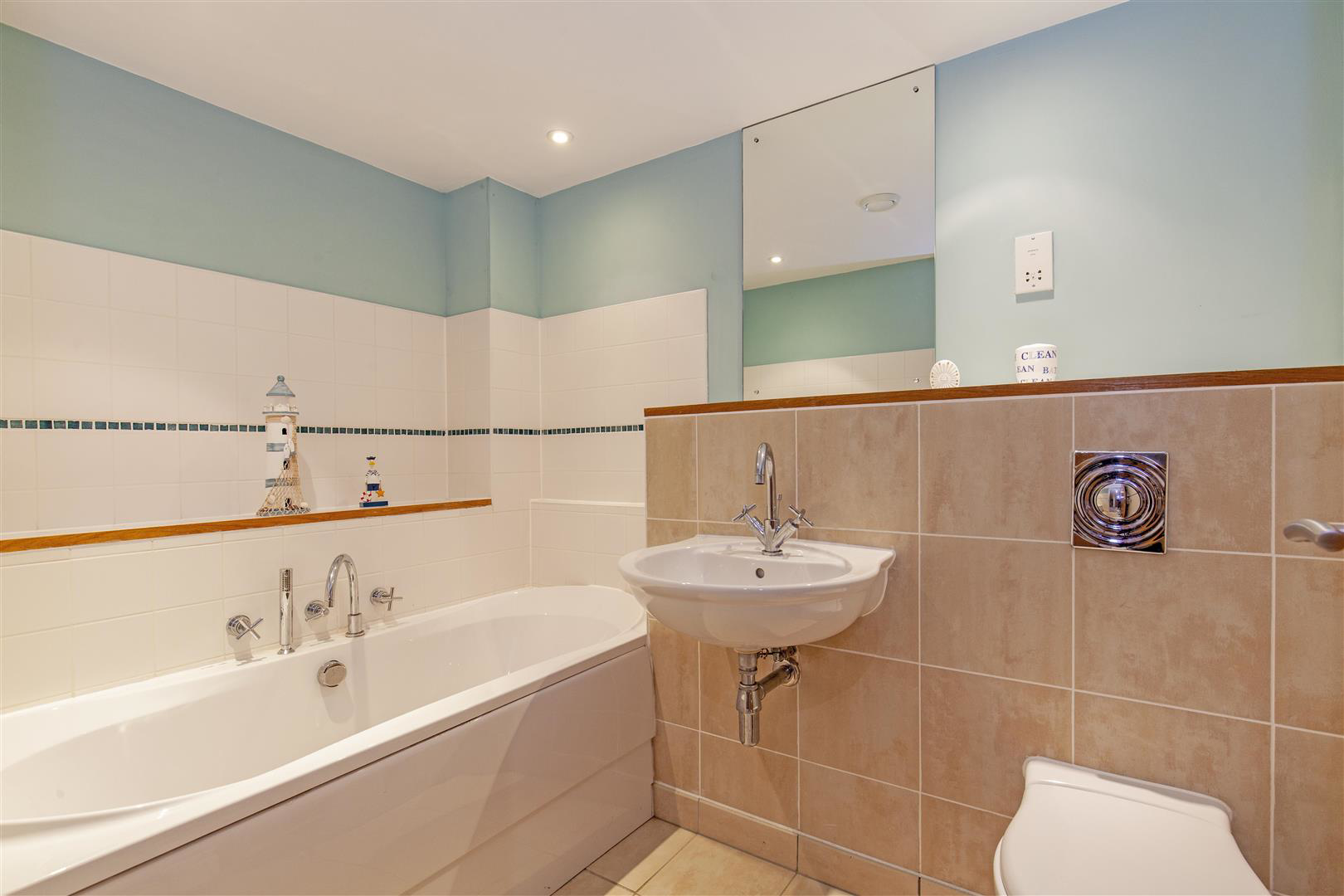 Ashopton Road, Bamford, Hope Valley, photo 11