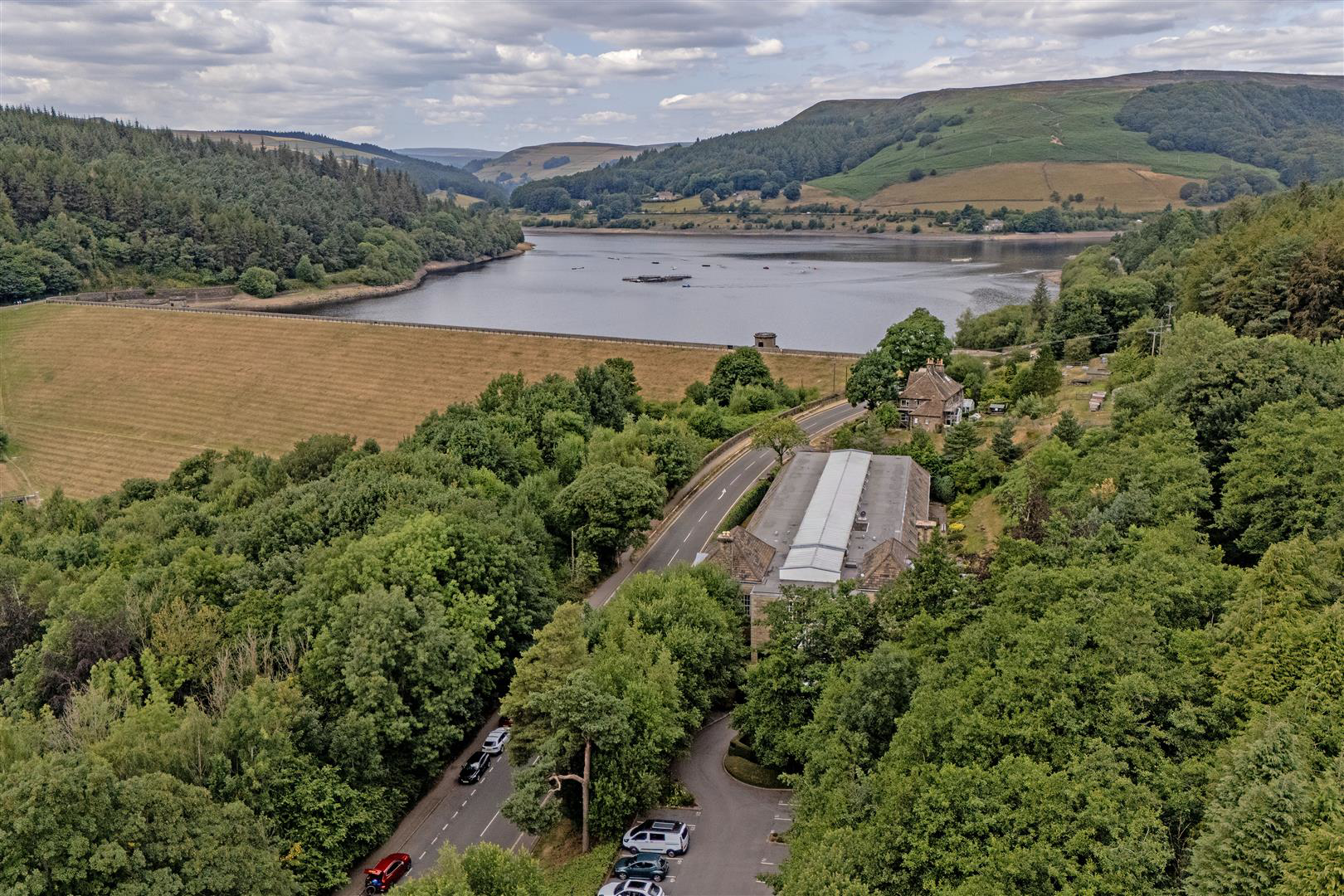 Ashopton Road, Bamford, Hope Valley, photo 25