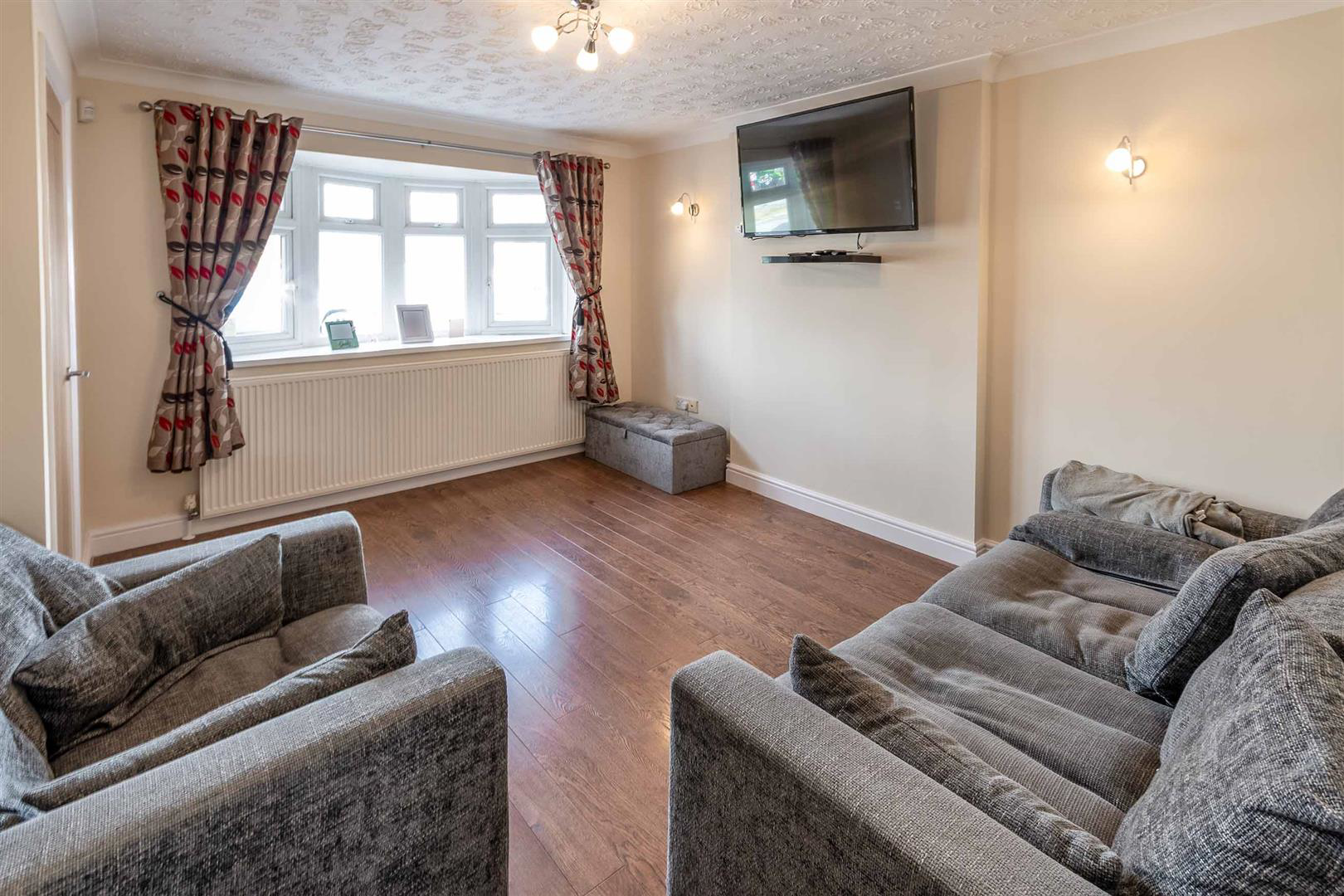 Holyrood Rise, Bramley, Rotherham, photo 8