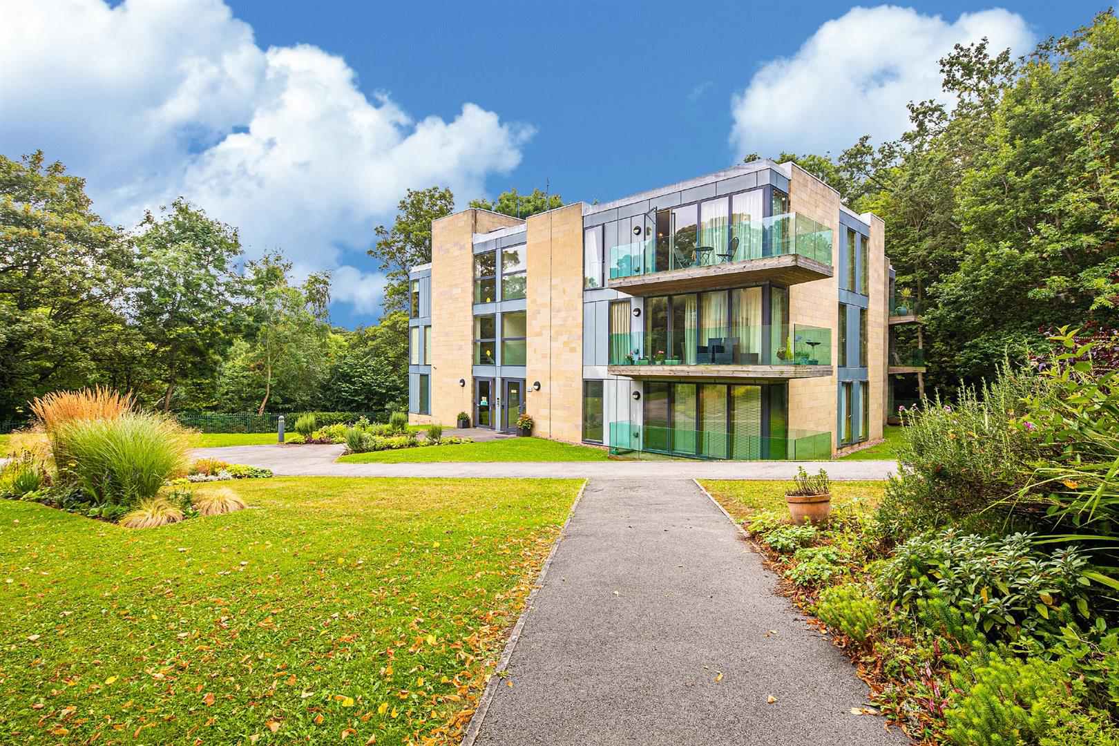8 Bluebell House, Endcliffe Park, S10 3FZ