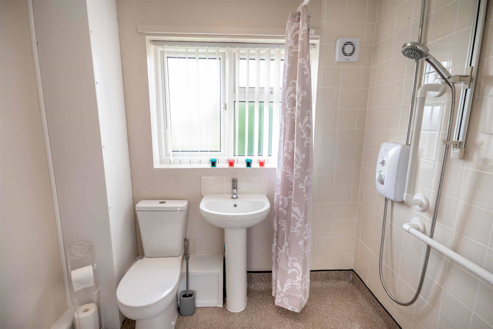 Rowena Drive, Thurcroft, Rotherham, photo 10