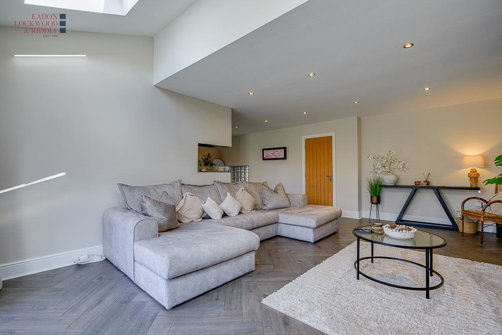 North Farm Court, Aston, Rotherham, photo 5