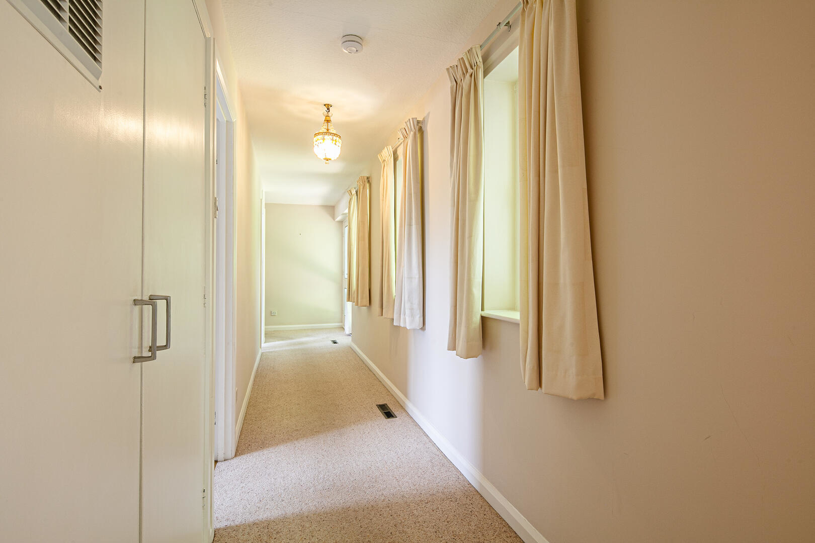 1 Thornsett Gardens, Dore, S17 3PP, photo 8