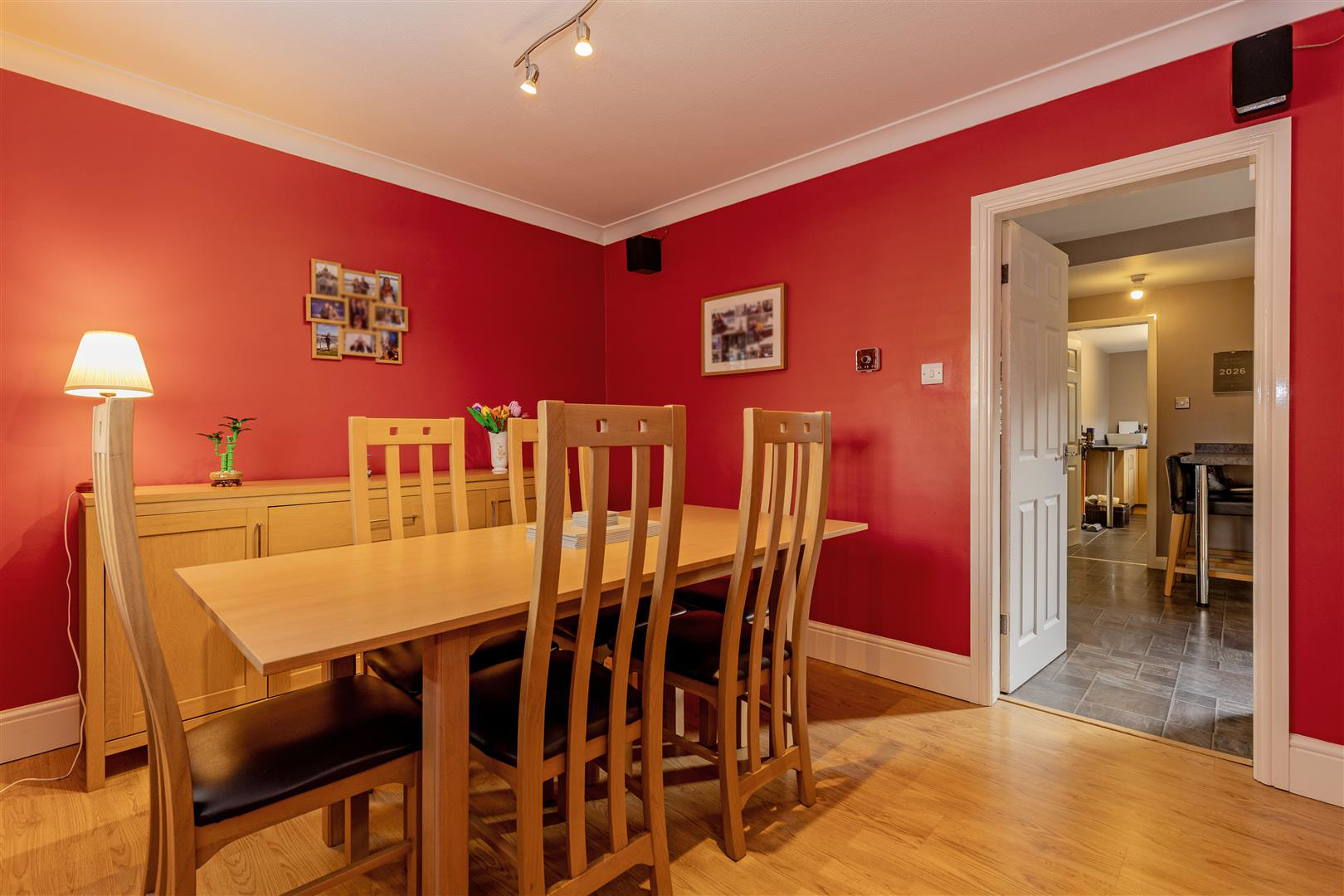 Brentwood Road, Bamford, Hope Valley, photo 16