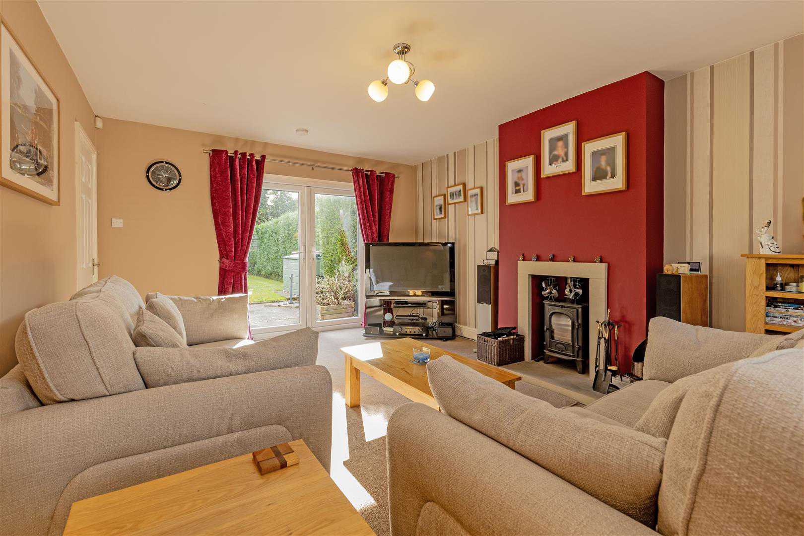Brentwood Road, Bamford, Hope Valley, photo 2