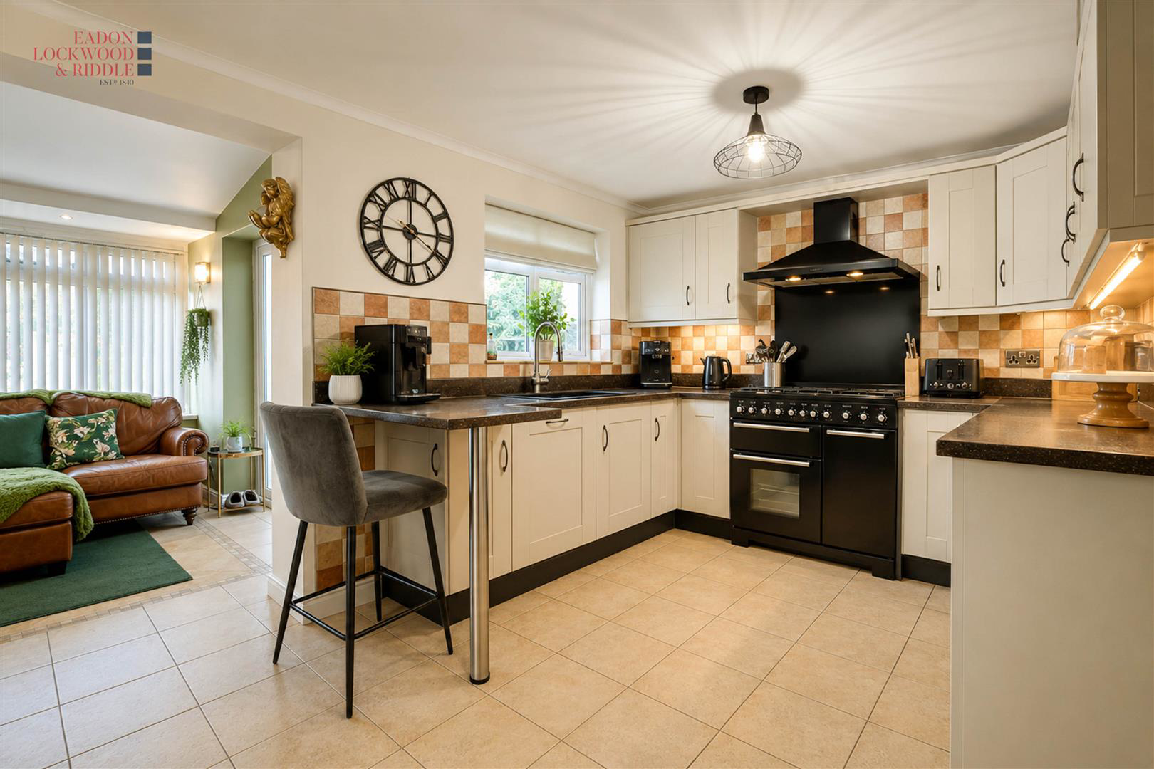 Laxton Close, Maltby, Rotherham, photo 2