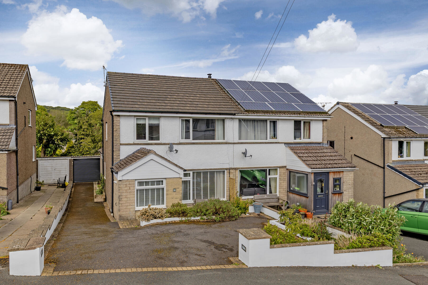 32, Dovedale Crescent, Buxton, Derbyshire, SK17 9B