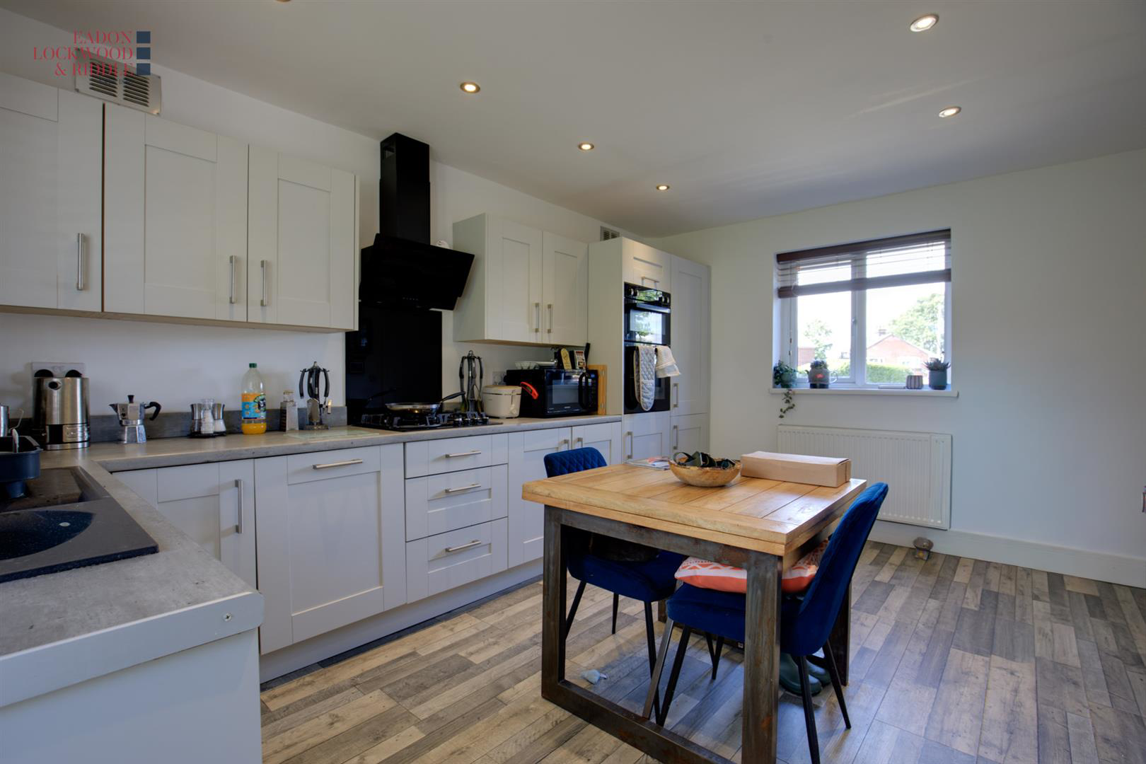 Mowbray Place, Rotherham, photo 3
