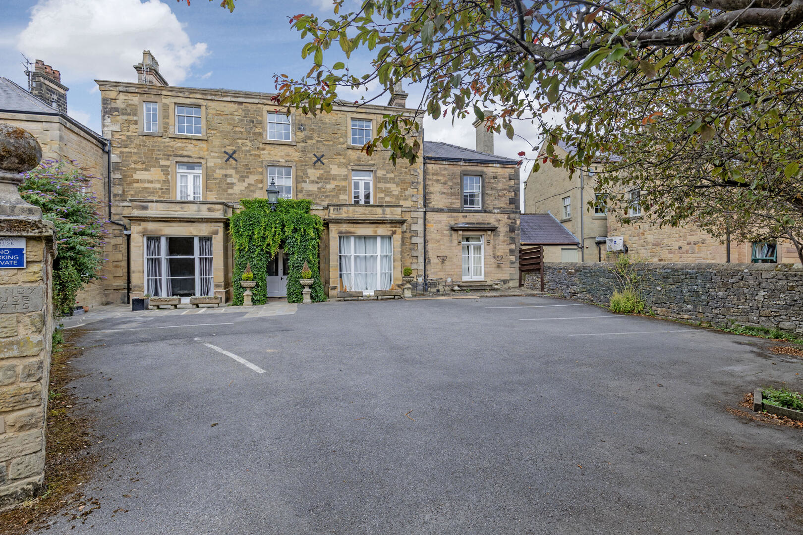 Water Street, Bakewell, photo 17