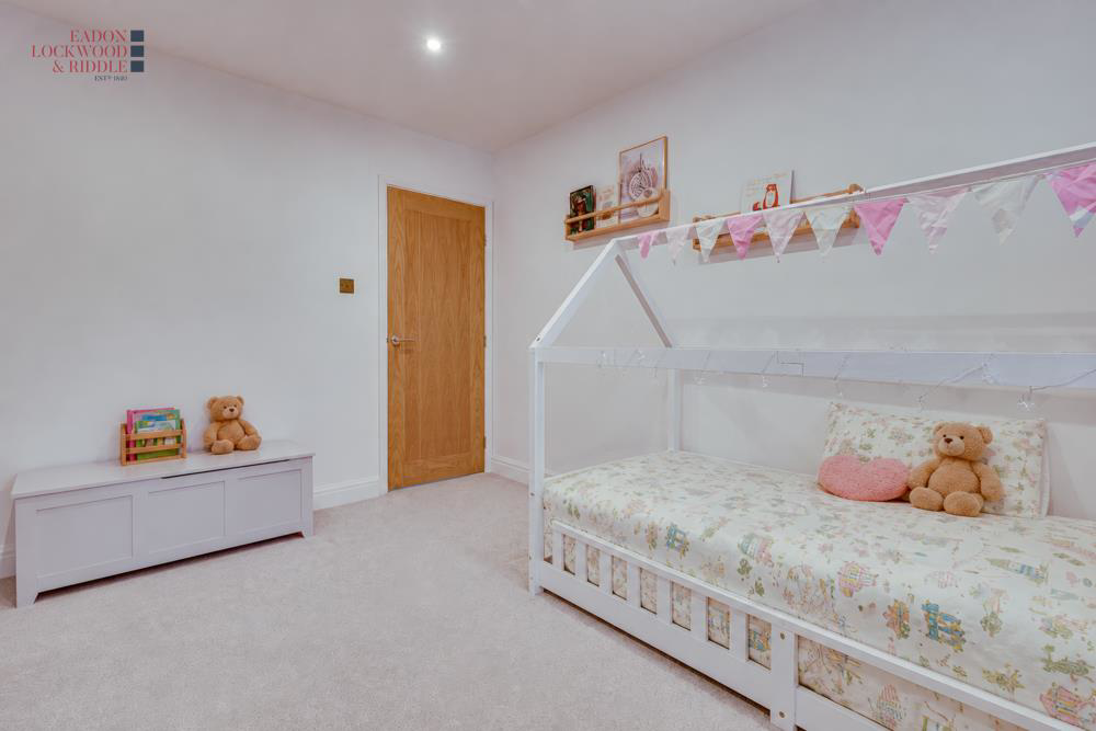 Flat Lane, Whiston, Rotherham, photo 16