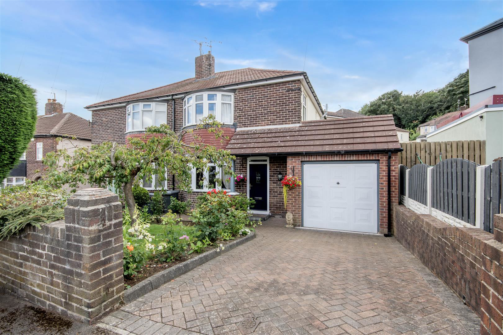 21 Nether Avenue, Grenoside, S35 8PW