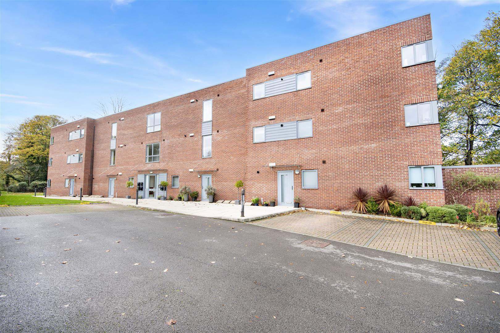 Apt, 26 Twentywell Lane, Dore, S17 4DQ