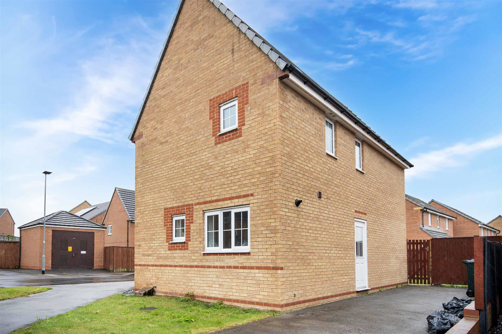 Field View, Brinsworth, Rotherham, photo 16