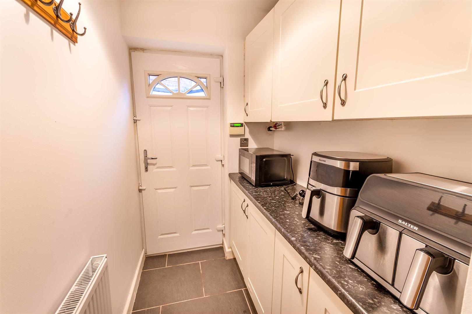 Doncaster Road, Braithwell, Rotherham, photo 15