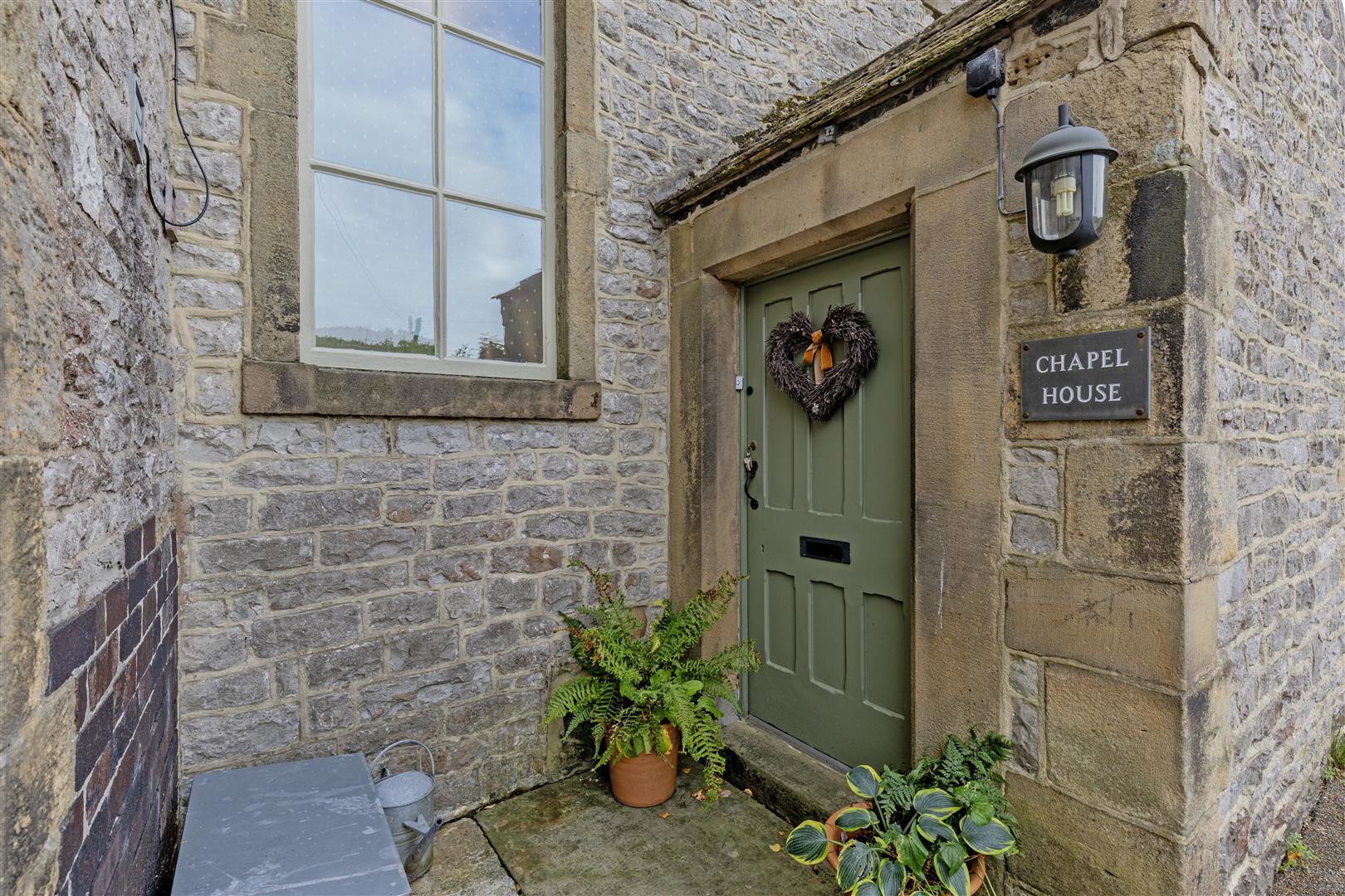 High Street, Tideswell, Buxton, photo 25