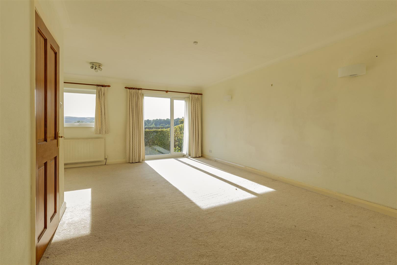 Ashopton Drive, Bamford, Hope Valley, photo 23