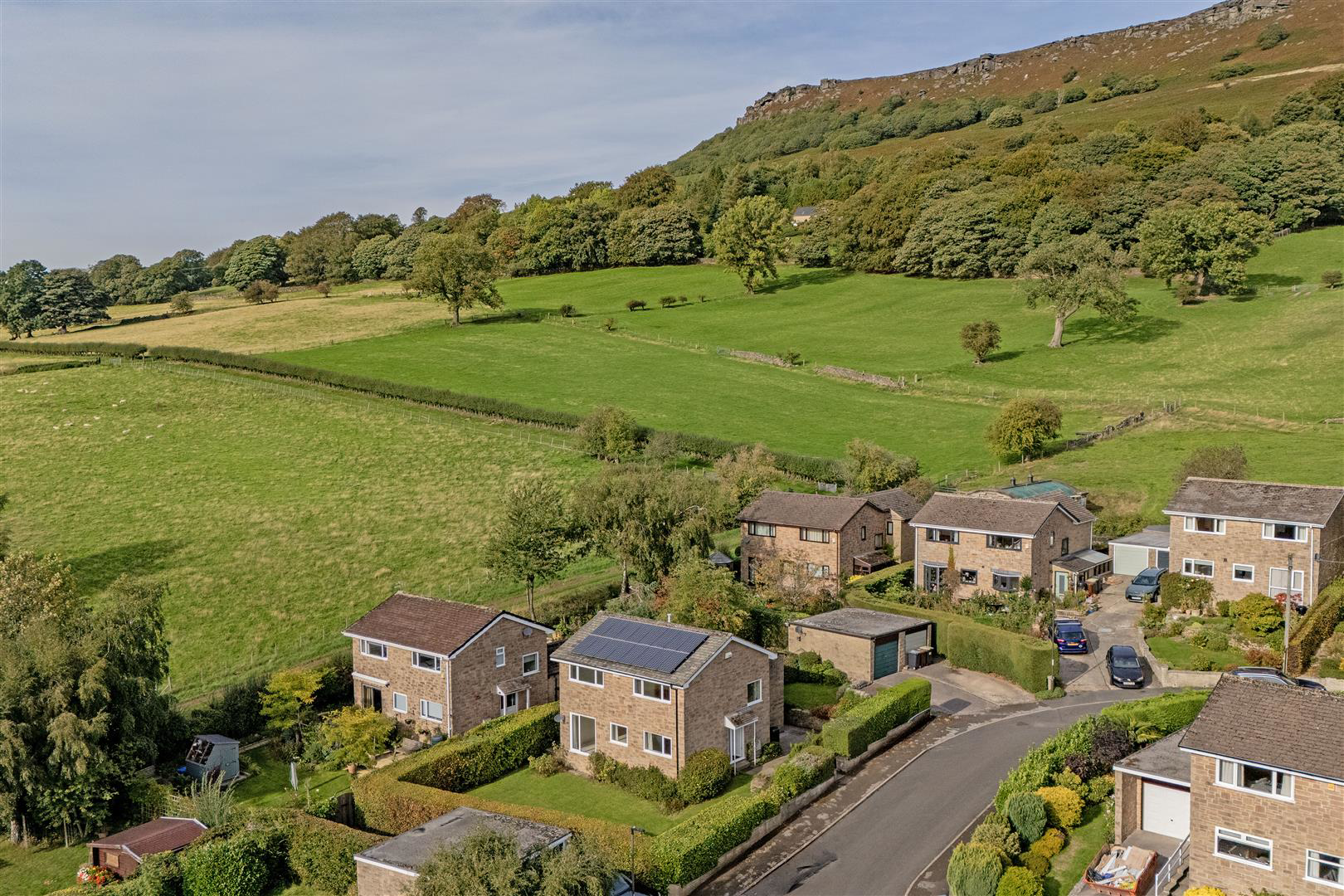 Ashopton Drive, Bamford, Hope Valley, photo 19