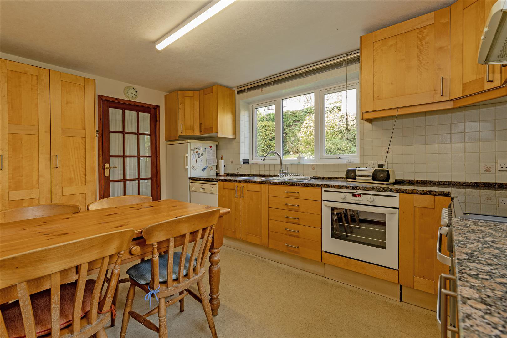 Ashopton Drive, Bamford, Hope Valley, photo 6