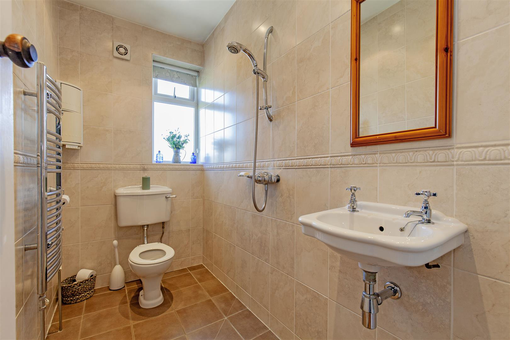 Ashford Road, Bakewell, photo 17