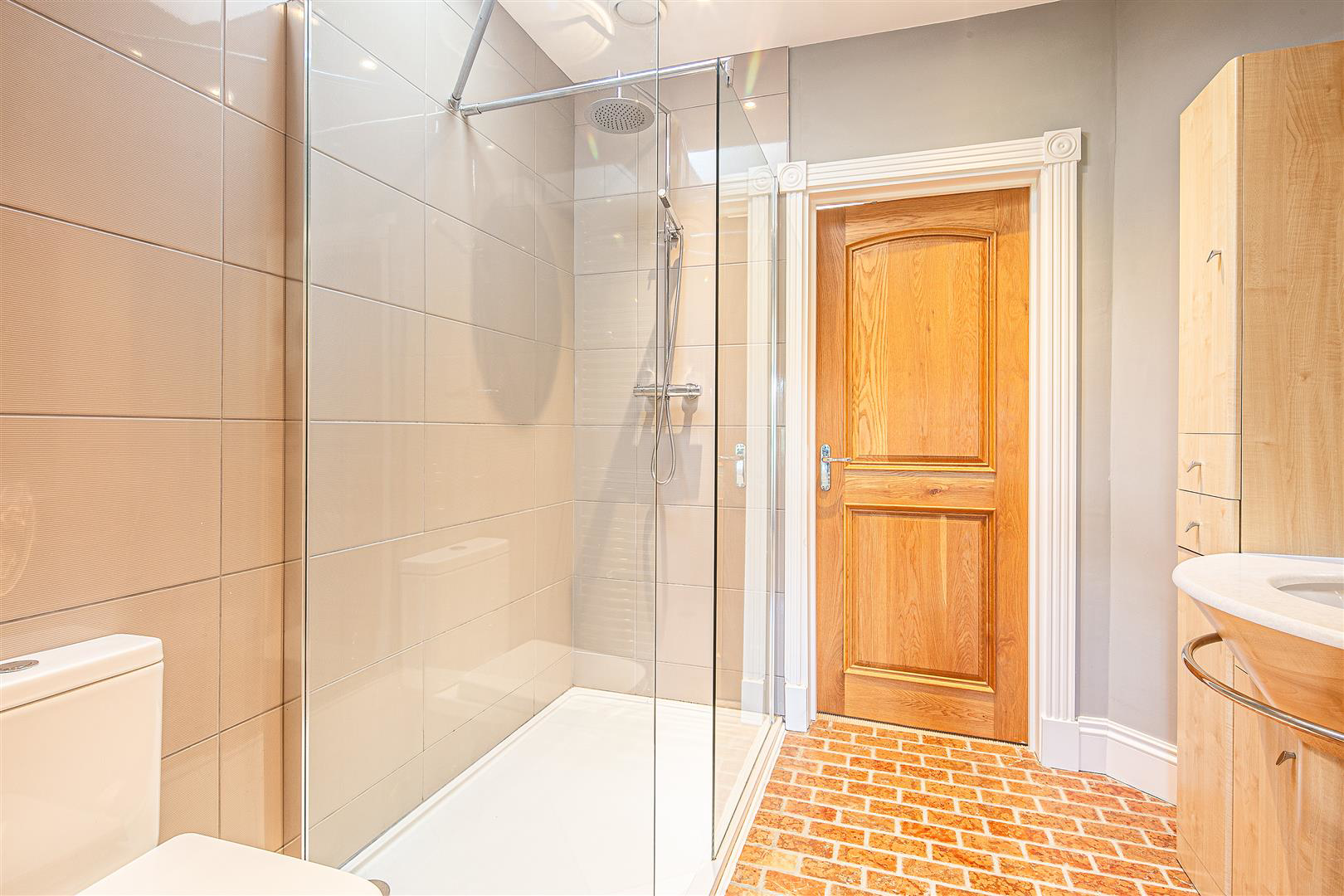 Ensuite