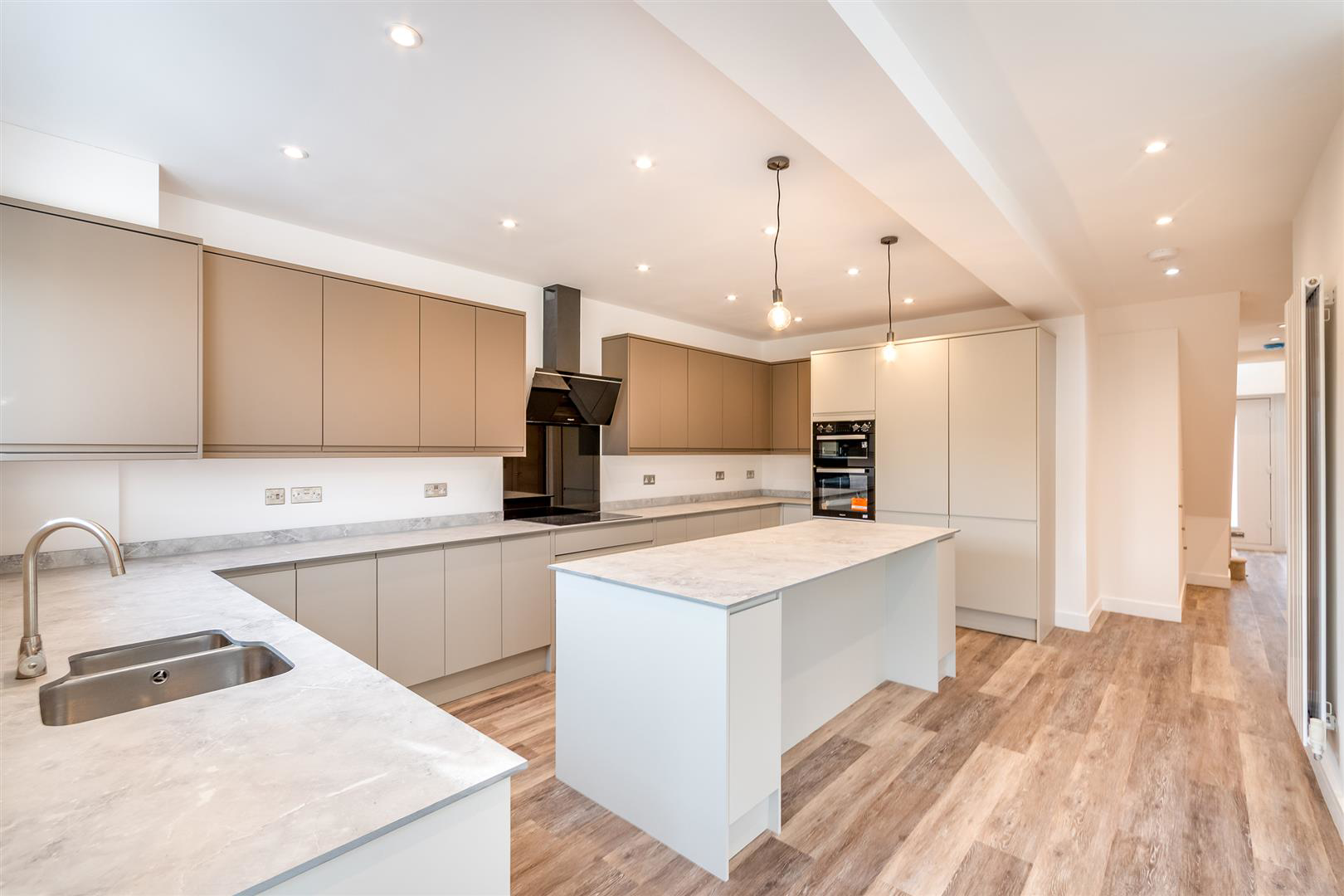 East Bawtry Road, Rotherham, photo 7