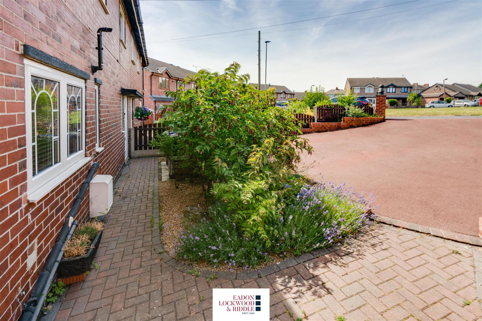 Lesmond Crescent, Little Houghton, Barnsley, photo 25