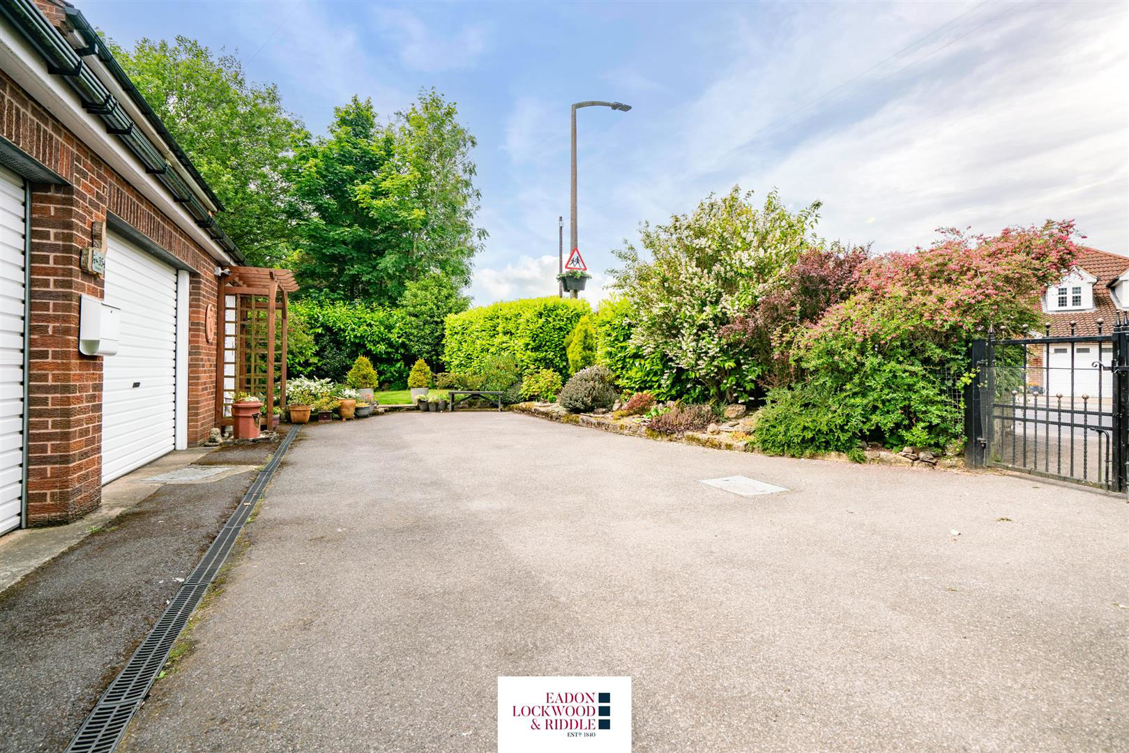 Crowgate, South Anston, Sheffield, photo 43
