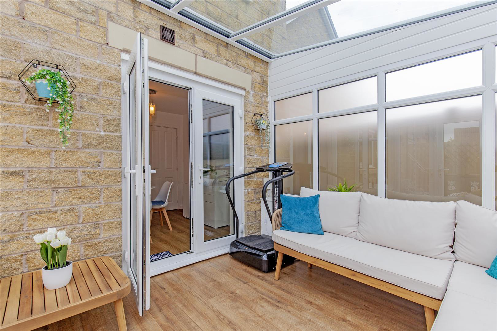 Curlew Avenue, Harpur Hill, Buxton, photo 14