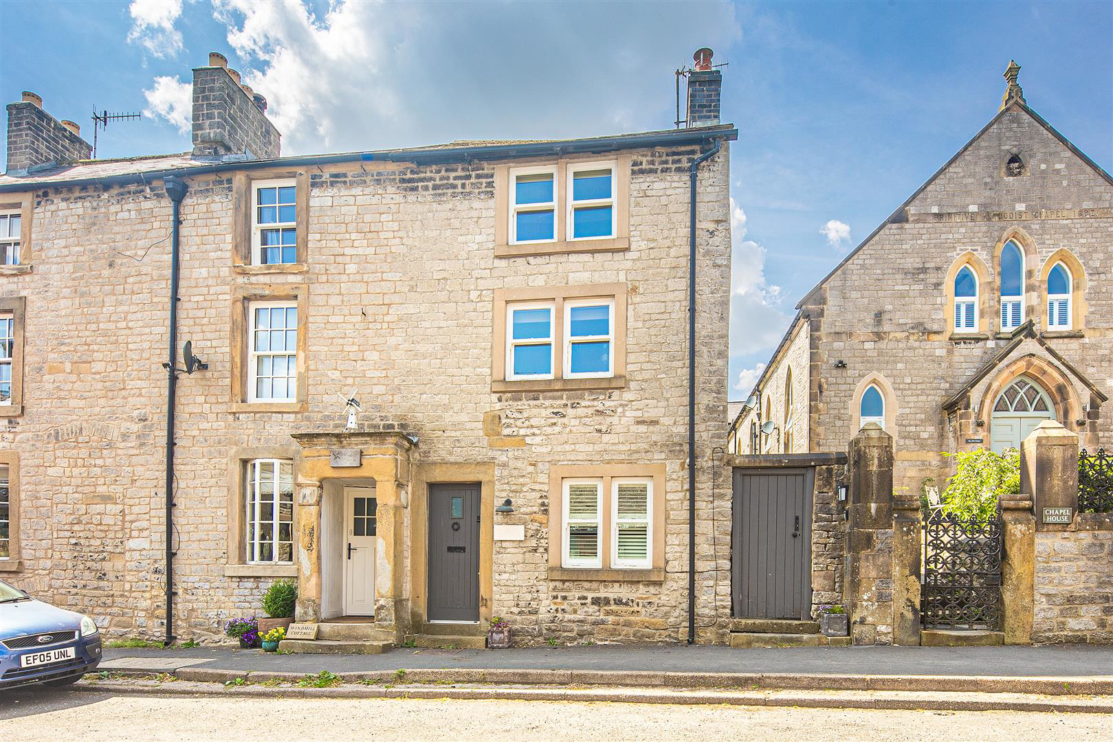 High Street, Tideswell, photo 17