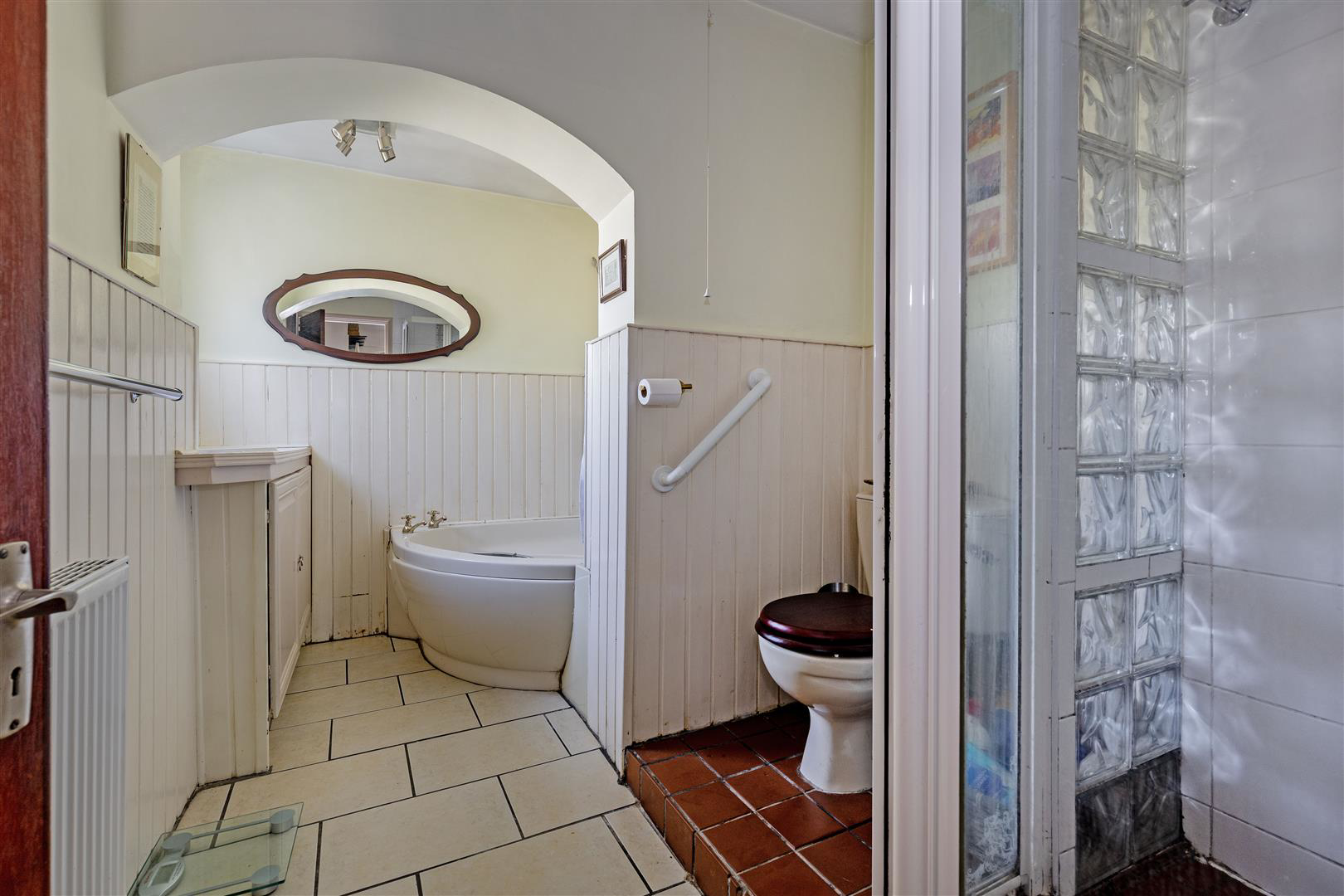 Ashford Road, Bakewell, photo 9