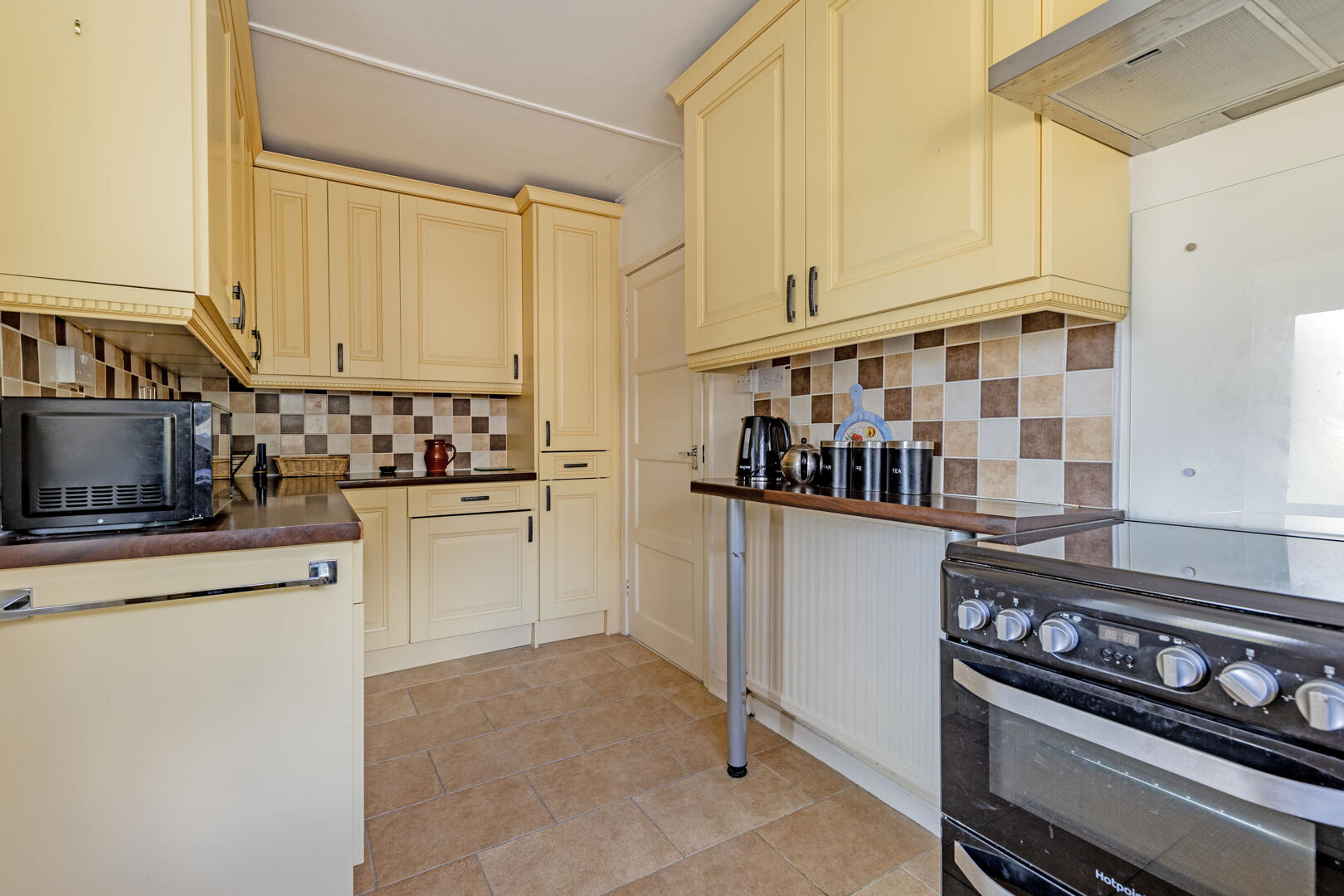 Holywell, Bakewell, photo 31