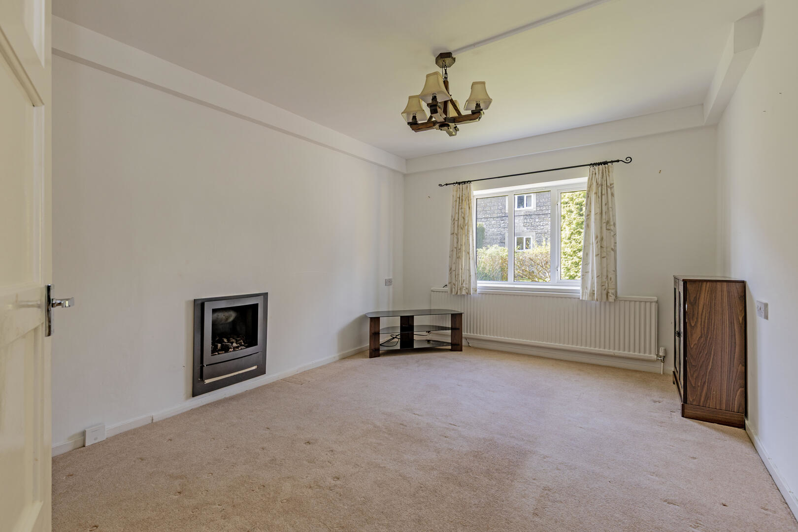 Holywell, Bakewell, photo 34