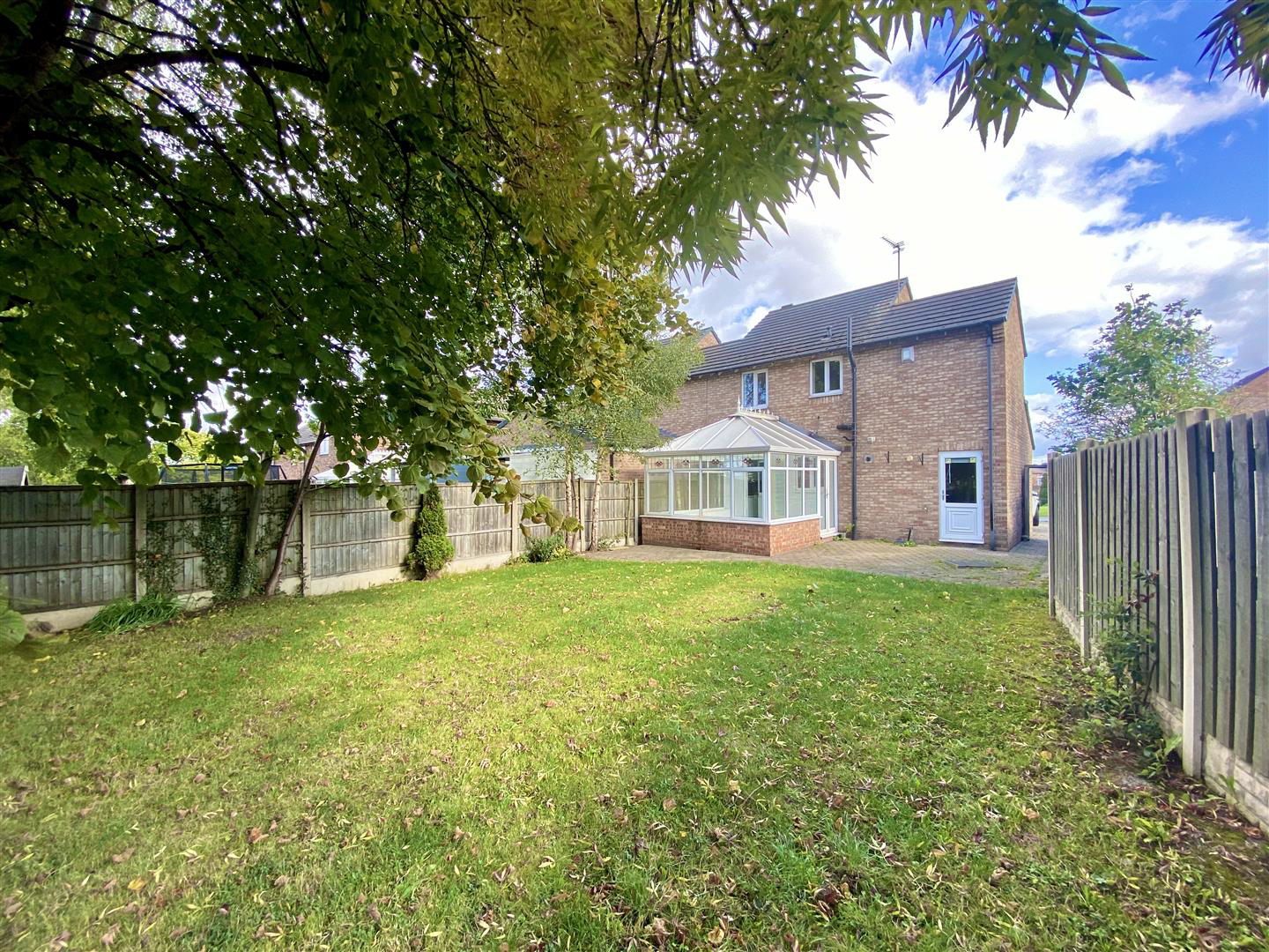Trent Close, Edlington, Doncaster, photo 19