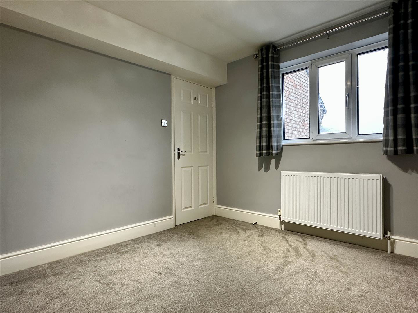 Trent Close, Edlington, Doncaster, photo 13